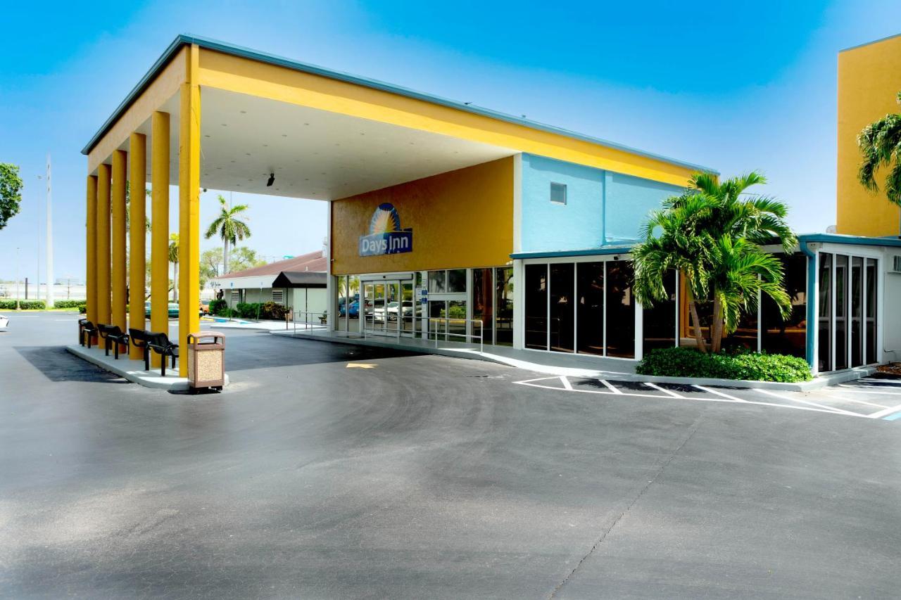 Days Inn By Wyndham Miami International Airport Extérieur photo